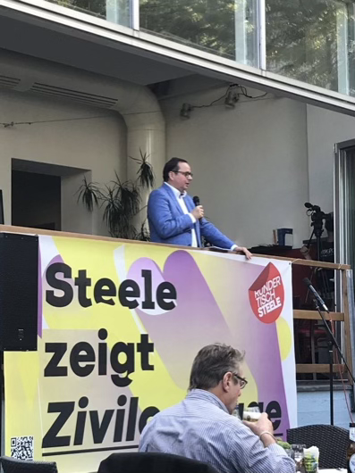 Aktion Lebensregeln. Unterzeichnung im Grend. OB Kufen Essen.